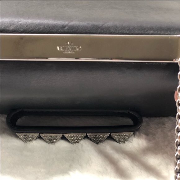 ✨VALENTINO GARAVANI Leather bag✨ - Picture 5 of 9